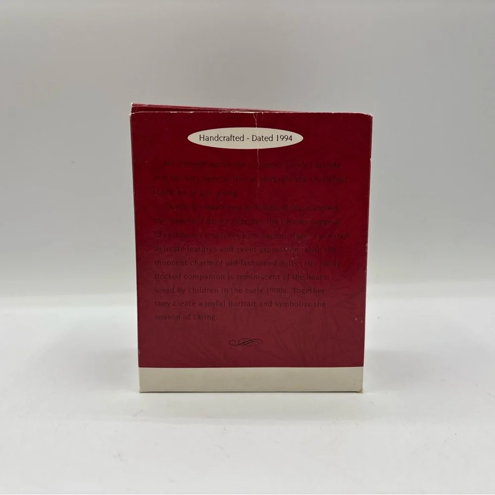 Hallmark Keepsake Ornament Dated 1994 Vintage Lucinda & Teddy Special‎ Edition